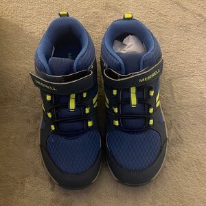 Merrell Outback Mid Hiking Shoes – Boys’ Size 3M (EUR 34)